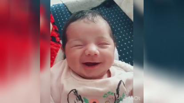 نوزاد خندون🥰😘