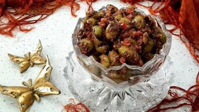 طرز تهیه زیتون پرورده