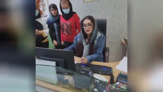 بهترین آموزش کاشت ناخن در تهران