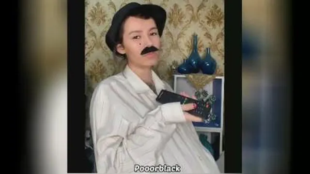 قشنگ بابا قهوه ایش کرد😂