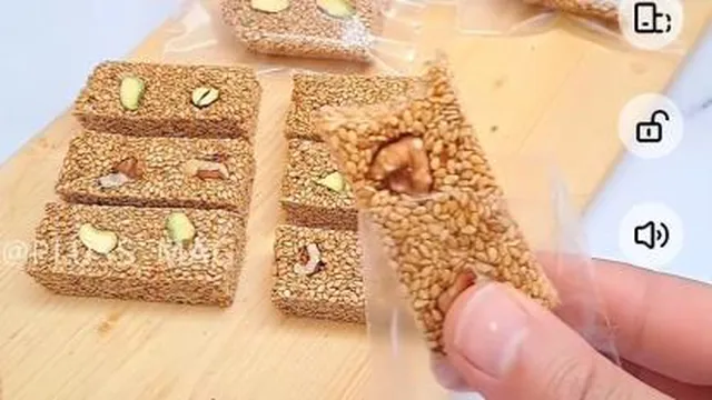 کنجد بار یه میان وعده عالی 👌