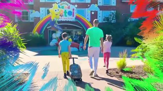 مکس و کتی با پدر به سفر می روند