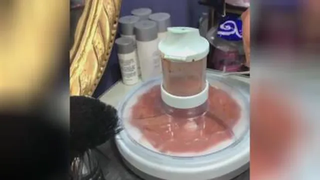 پاک سازی پوست