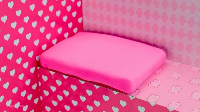 ساخت اتاق خواب صورتی با تم Hello Kitty با دو تخت، مجموعه آشپزخانه از کارتن ❤️ DI