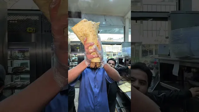 کباب حاج احمد بی‌نظیره! 😍😋