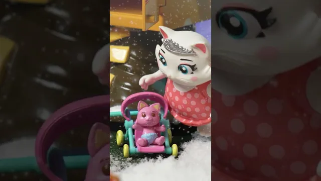 نمایش کریسمس با اسباب‌بازی‌ها 🎄🎤 — کلیپ کوتاه 44 Cats