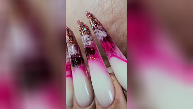 نمونه کاشت ژورنالی و دیزاین درون قالب در آموزشگاه کاشت ناخن در کرمان