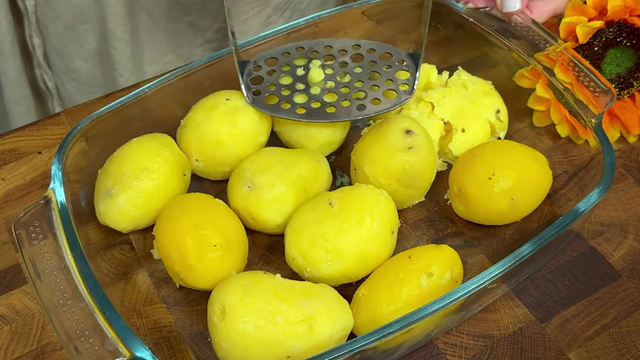 دستور پخت یک شام اسپانیایی خوشمزه با 6 عدد ران مرغ