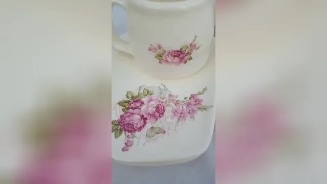 لیوان طرح دار