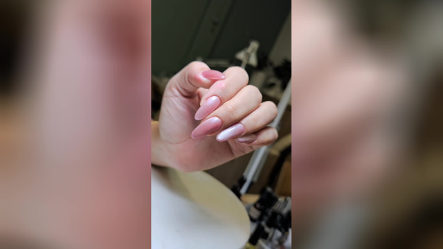نمونه کاشت ناخن توسط بهترین ناخن کار کرمان