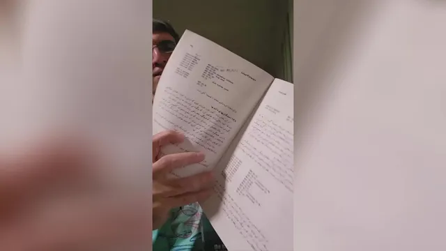 کشف کتاب قدیمی درباره ویروس‌ها در حین مرتب‌کردن کتابخانه من