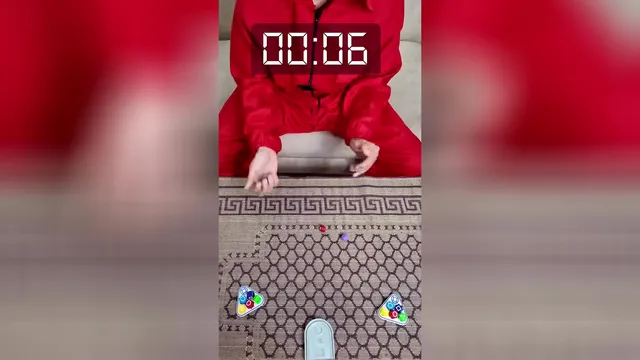 شکستن رکورد بازی اسکوئید با یک قل و دو قل