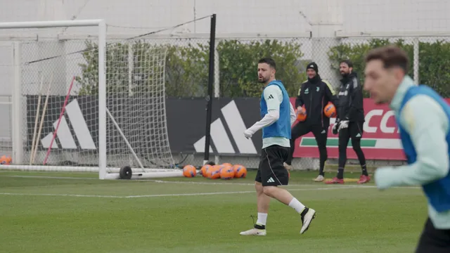 Watch JUVENTUS TRAINING 🔥 | Getting Ready for Cagliari!