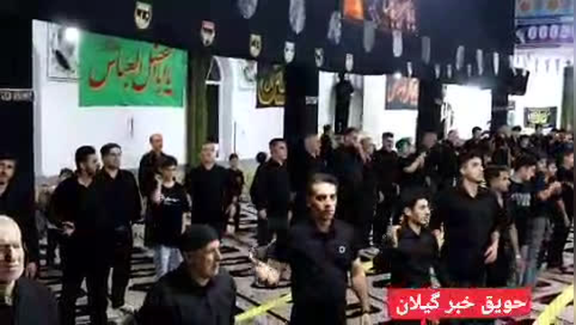 مراسم عزاداری و زنجیر زنی با شکوه ابا عبدالله الحسین علیه السلام در شب نهم محرم