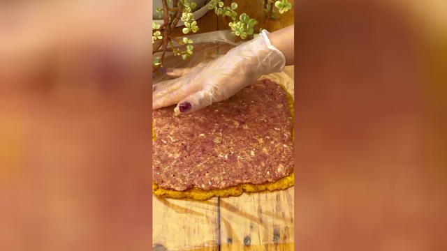رولت گوشت ومرغ