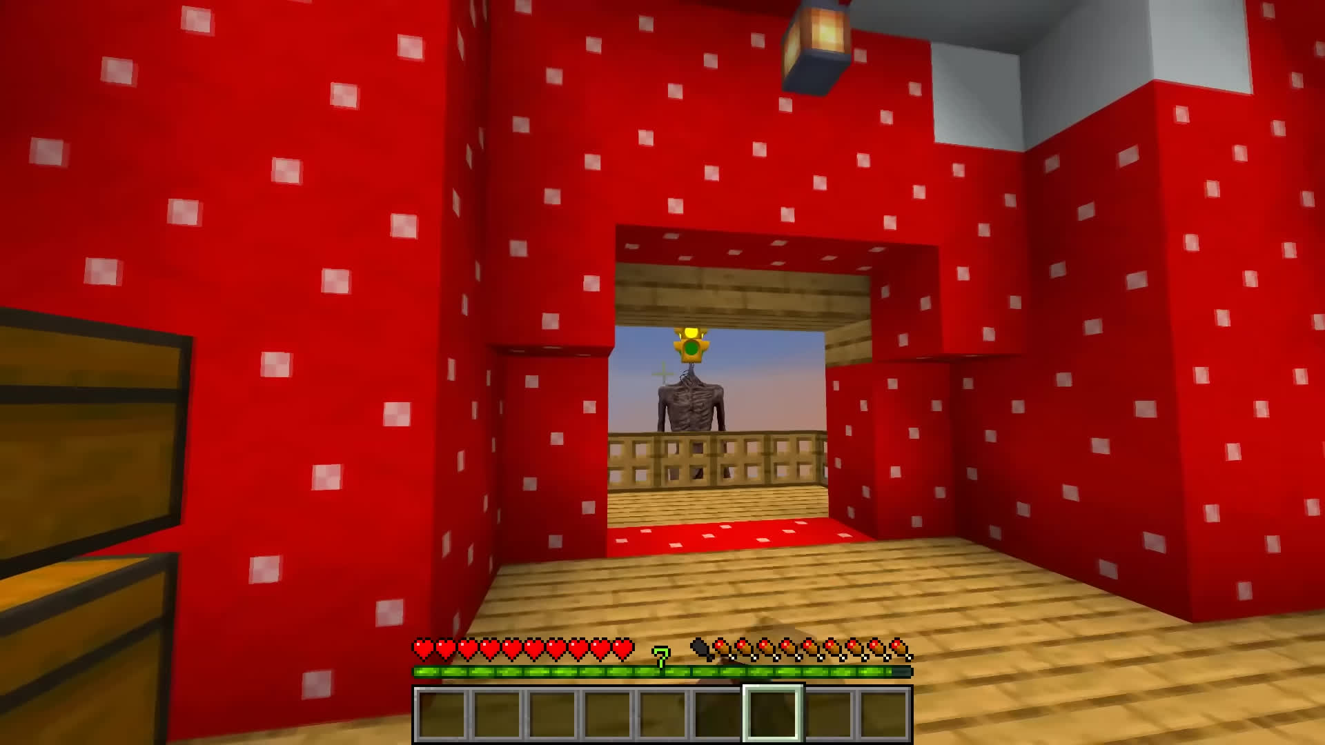 SURVIVING FROM DARK SIREN HEAD AND TRAFFIC HEAD in Minecraft - Gameplay