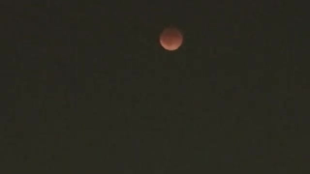 ماه‌گرفتگی کامل ۲۰۲۵ در تهران | ماه خونی ۱۴۰۴ از تهران
