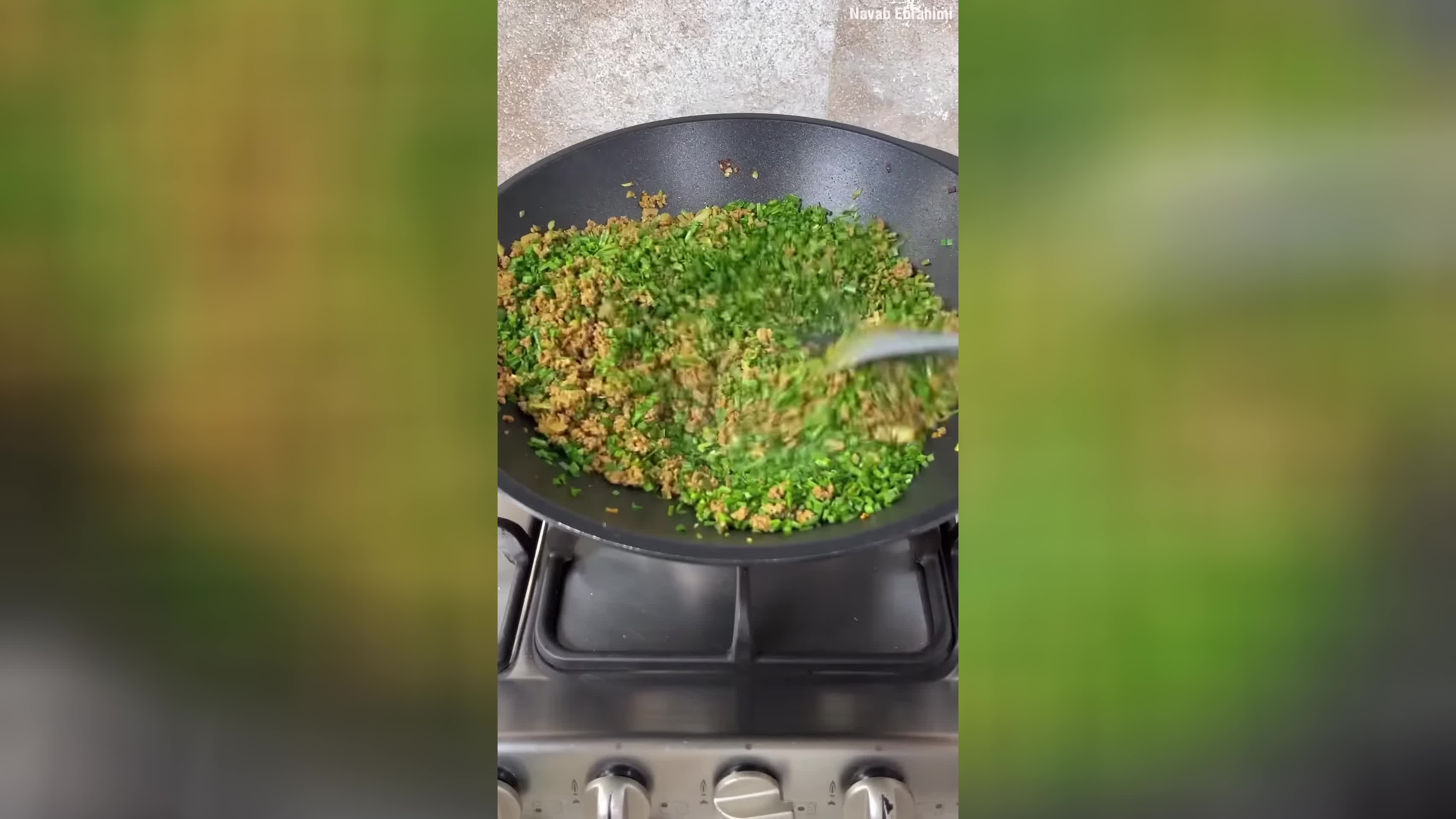 آشنایی با قیمه و کورگ، دوستداشتنی‌های غذایی سنتی سنندج با نواب ابراهیمی