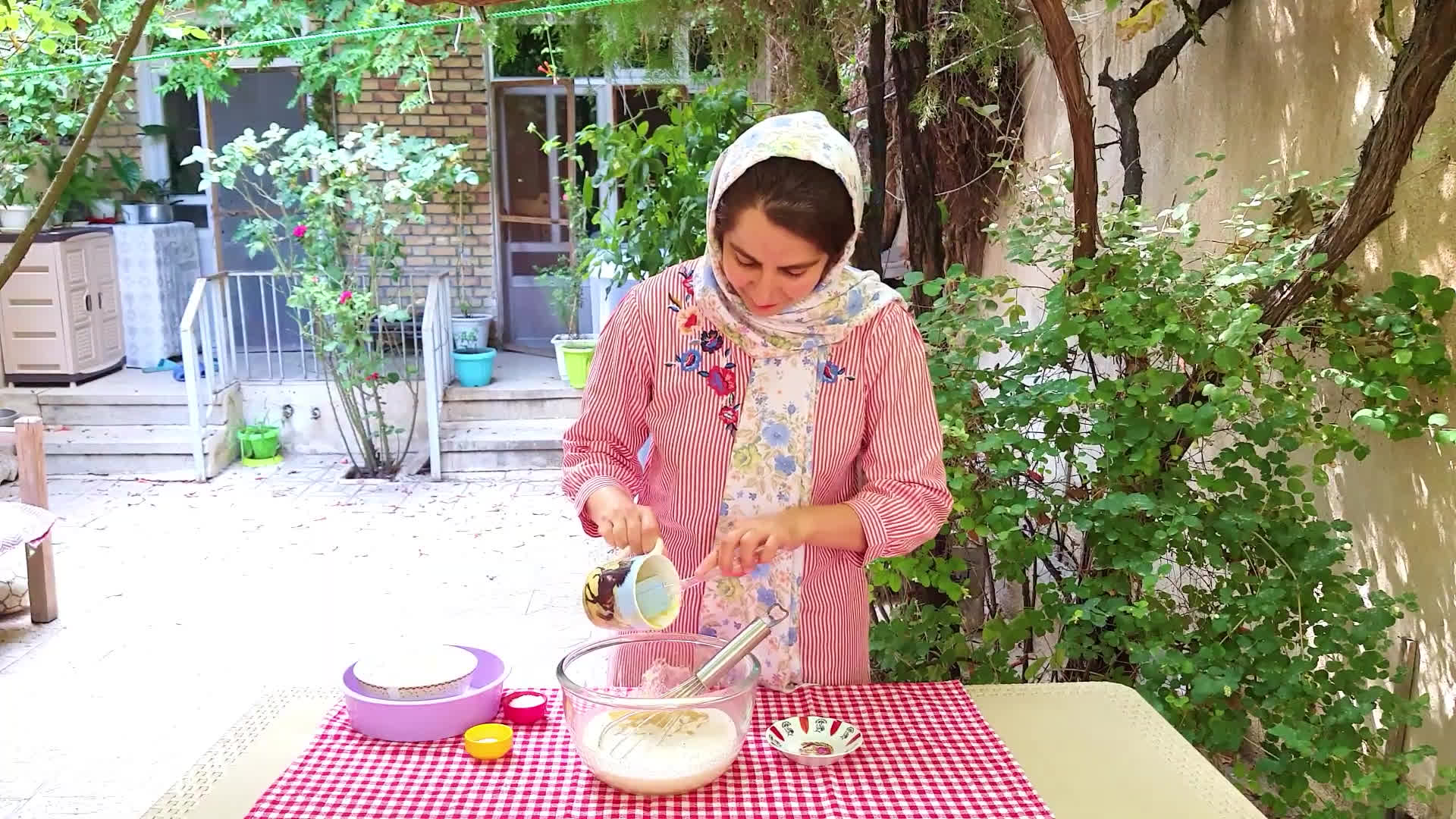 آموزش سریع و آسان تهیه کیک خوشمزه زردآلو