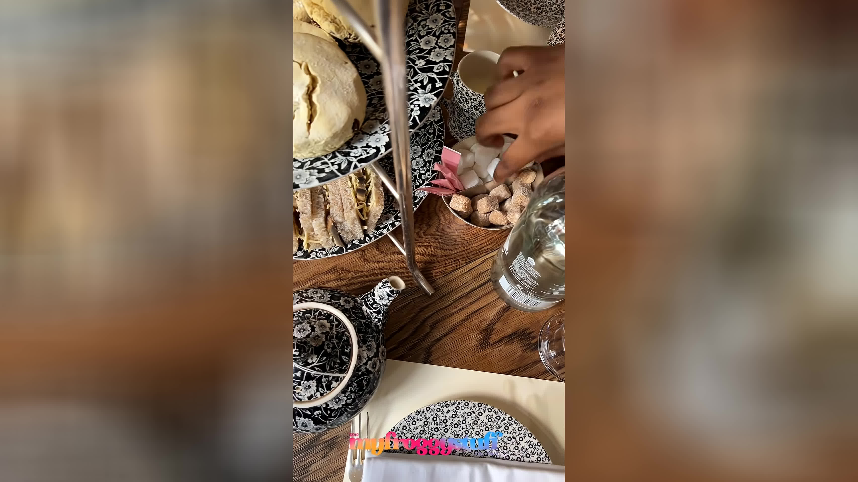 Tea In London | Videos I Filmed But Didn’t Post : Repainting The Mini Tea Set Ma