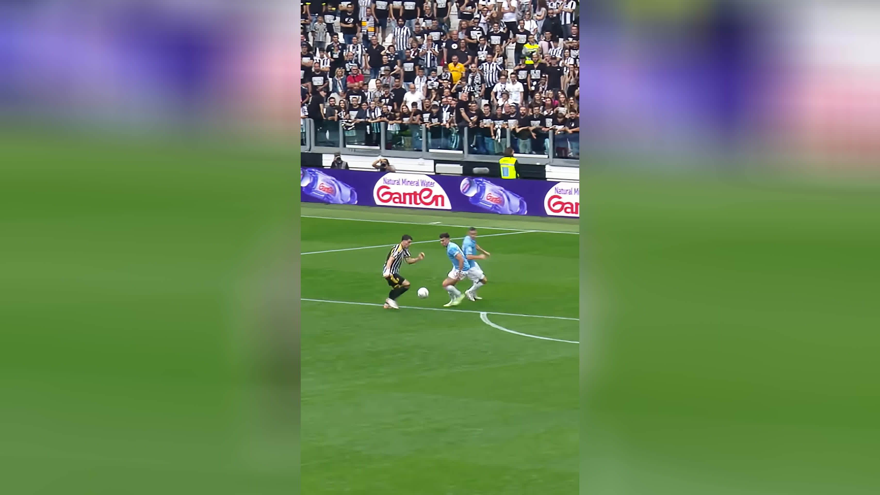PERFECT strike by DUSAN VLAHOVIC 🔥 juventus football shorts