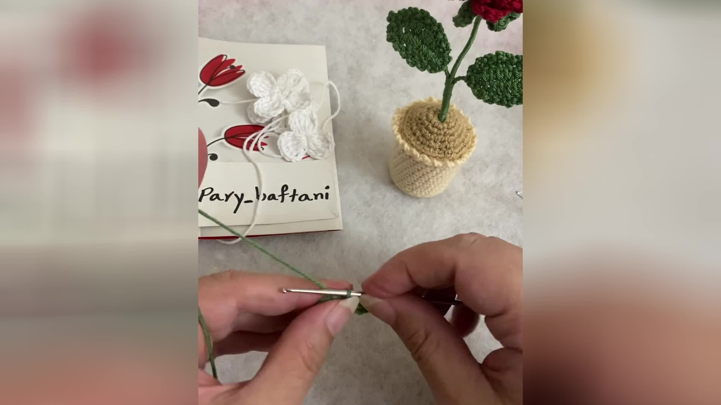 آموزش بافت گل رز با گلدان 🌹 قسمت دوم 🥀 پارت پنجم 🥀