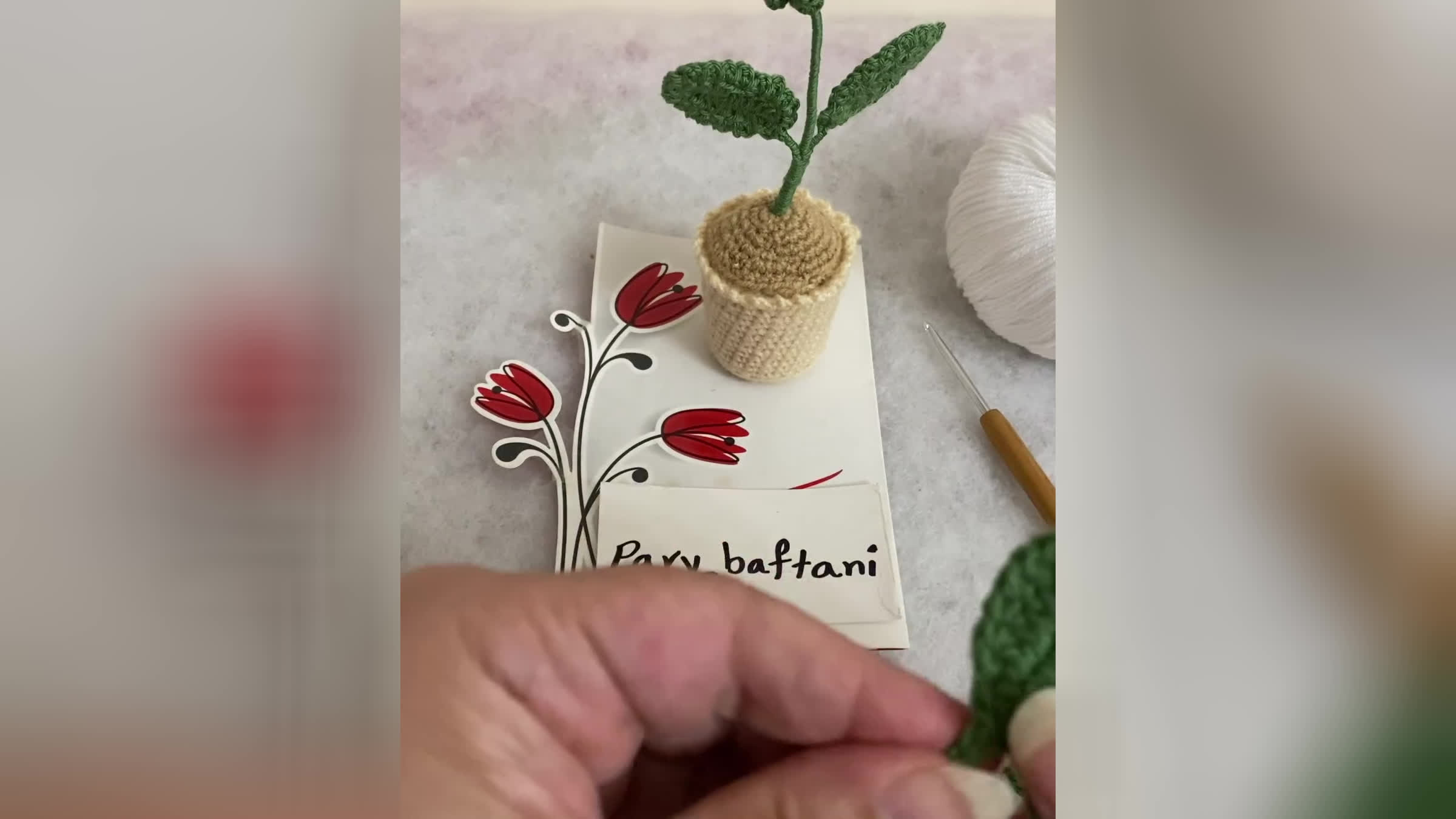 آموزش بافت گل رز با گلدان 🌹 قسمت آخر 🥀 پارت سوم 🥀